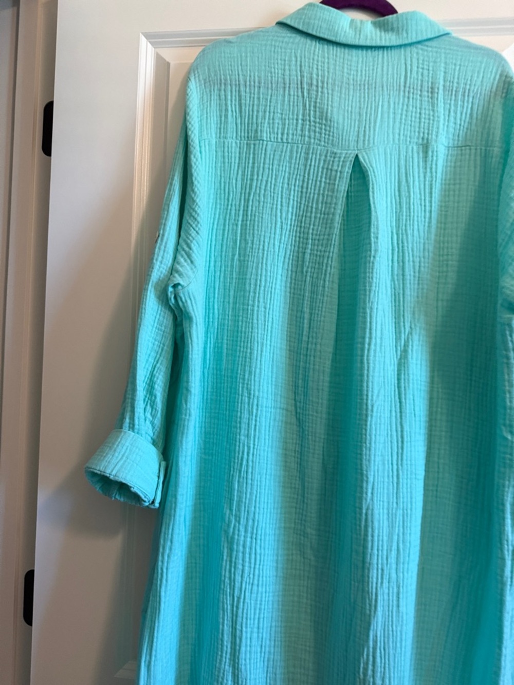 Dear Scarlett Relaxed Button-Front Maxi Dress in Aqua - Picture 11 of 12